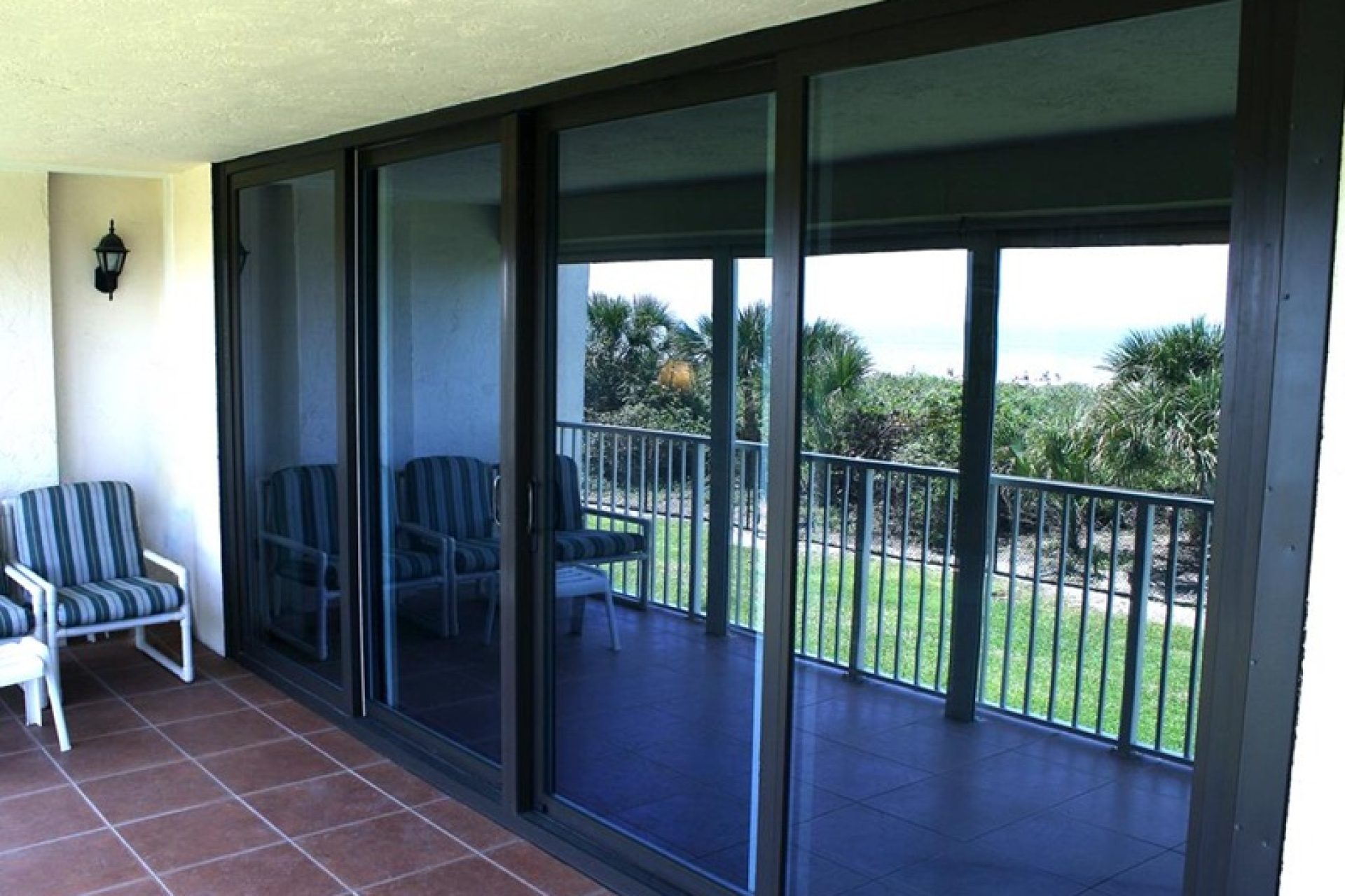 Sliding Door 4
